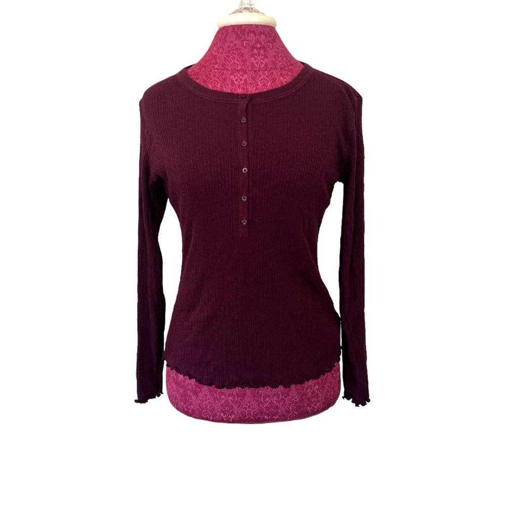 Old Navy Womens sz M Long Sleeve Rib Knit Henley Top Lettuce Hem Maroon